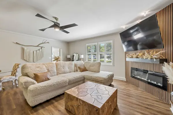 106 N Sunset Cir, Hopkinsville, KY 42240