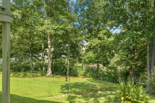 251 Mabry St, Camden, TN 38320