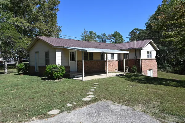 320 Breeding Ln, Linden, TN 37096