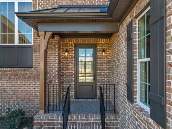 812 Brookdale Ct, Lebanon, TN 37087