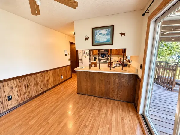 305 THIRD AVE, Collinwood, TN 38450