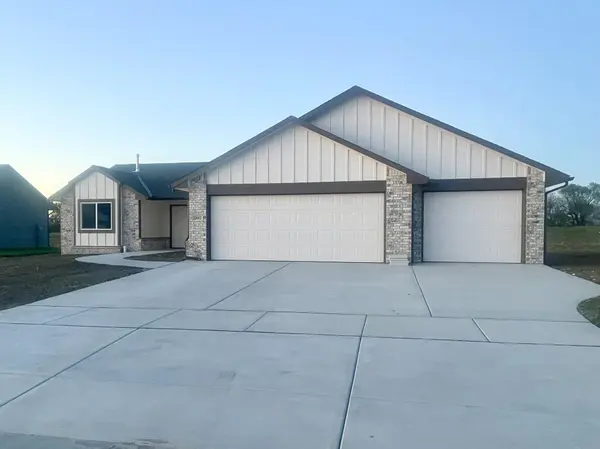 2012 E Limestone St,  Andover,  KS 67002