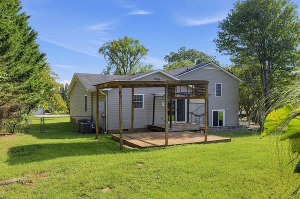1206 Three Bridges Rd, Easley, SC 29642