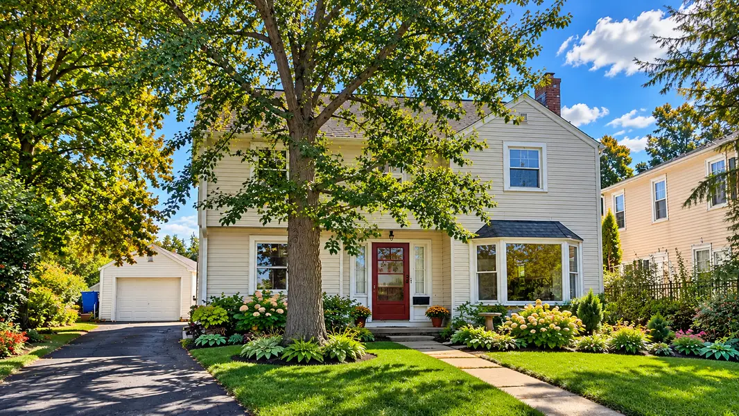 305 N Charlotte ST, Lombard, IL 60148
