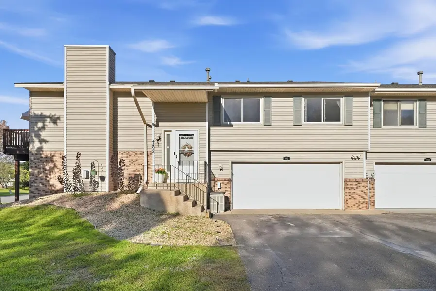 4492 Clover LN, Eagan, MN 55122