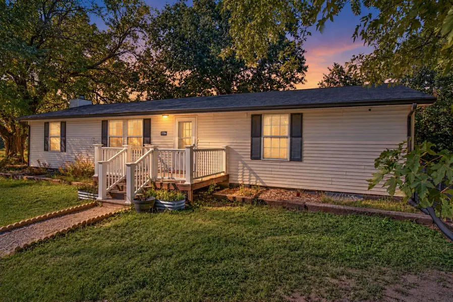 11784 SW 150th St, Augusta, KS 67010
