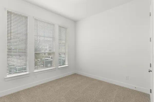212 Montecido DR, Liberty Hill, TX 78642