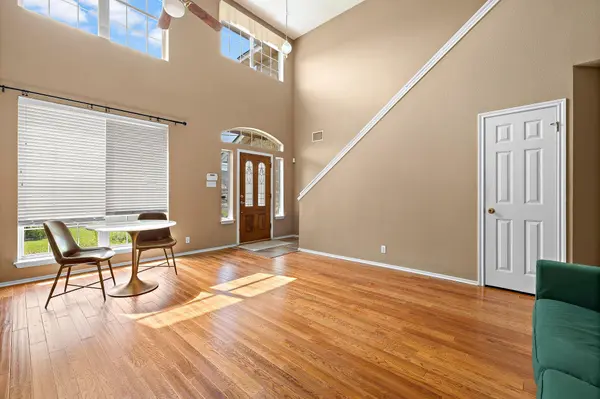 400 Debora DR, Georgetown, TX 78628