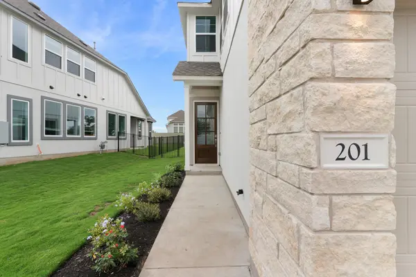 201 Flora Springs CV, Liberty Hill, TX 78642
