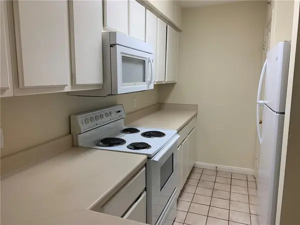501 W 26th ST #122, Austin, TX 78705