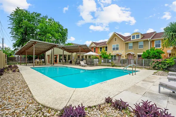 1101 Grove BLVD #208, Austin, TX 78741