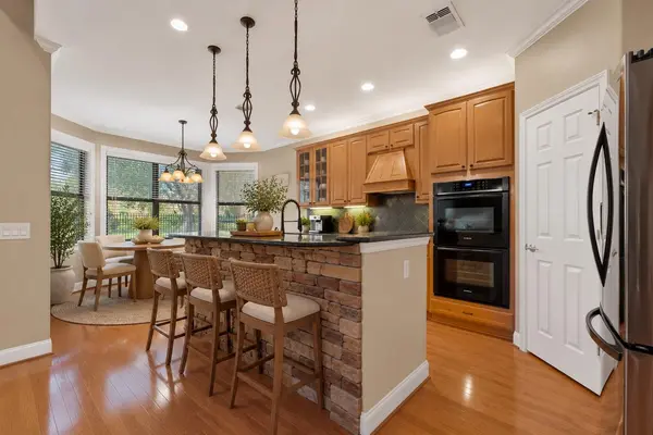 13933 Ashton Woods CIR #71, Austin, TX 78727