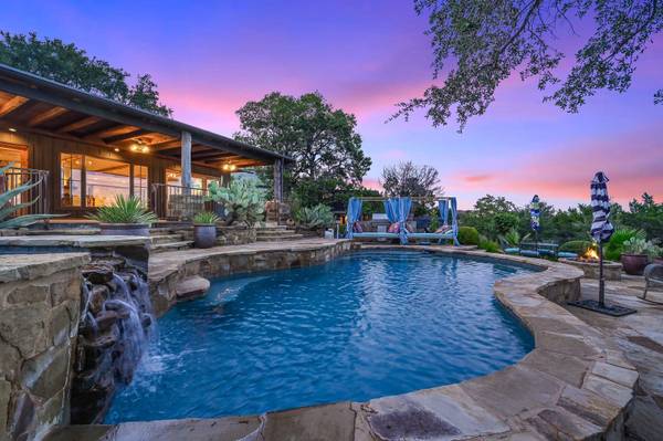 3911 Lago Vista DR, Austin, TX 78734