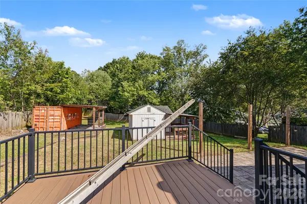 206 King Henry LN, Gastonia, NC 28056