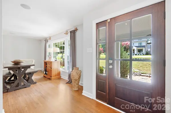 4315 Emory LN, Charlotte, NC 28211