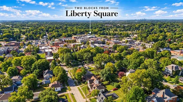 230 N Missouri ST, Liberty, MO 64068