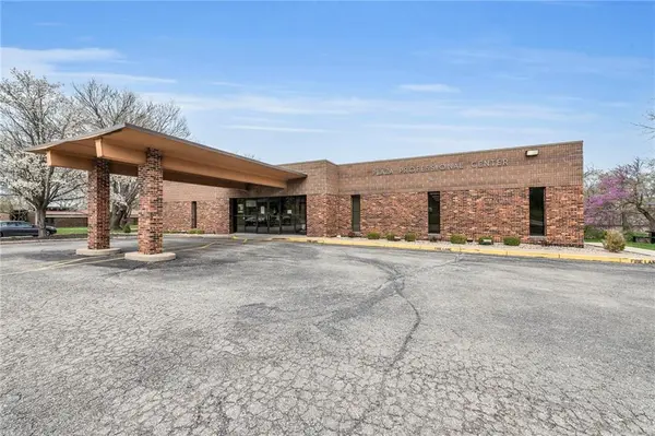3601 S 4th ST, Leavenworth, KS 66048