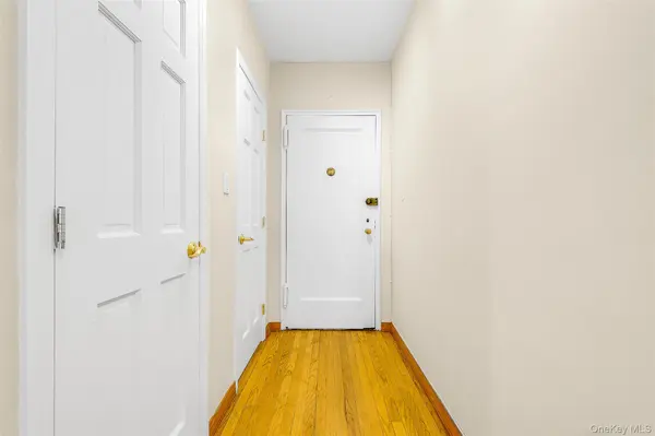 67-35 Yellowstone BLVD #4S, Forest Hills, NY 11375