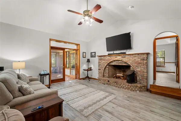 1713 FORD RD, Mims, FL 32754