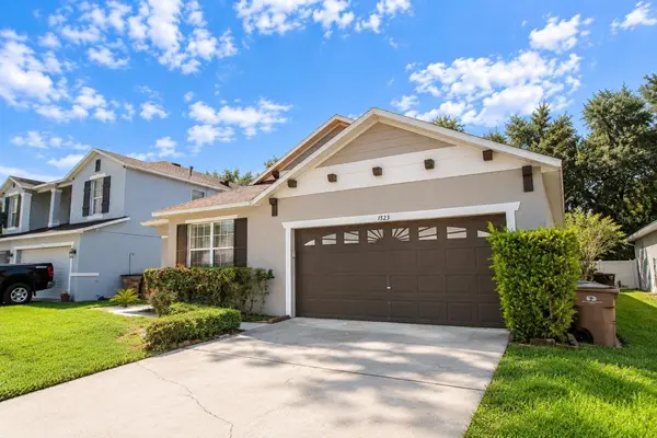 1523 BLUE HORIZON DR, Clermont, FL 34714
