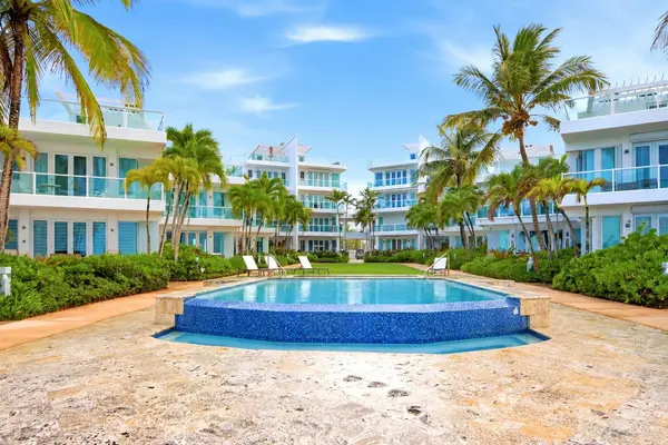 19 PASEO BALANDRA, BALANDRAS DE ARRECIFE #3, Vega Alta, PR 00692