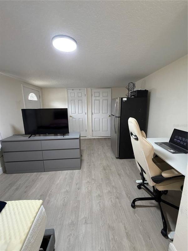 1711 37TH ST, Orlando, FL 32839