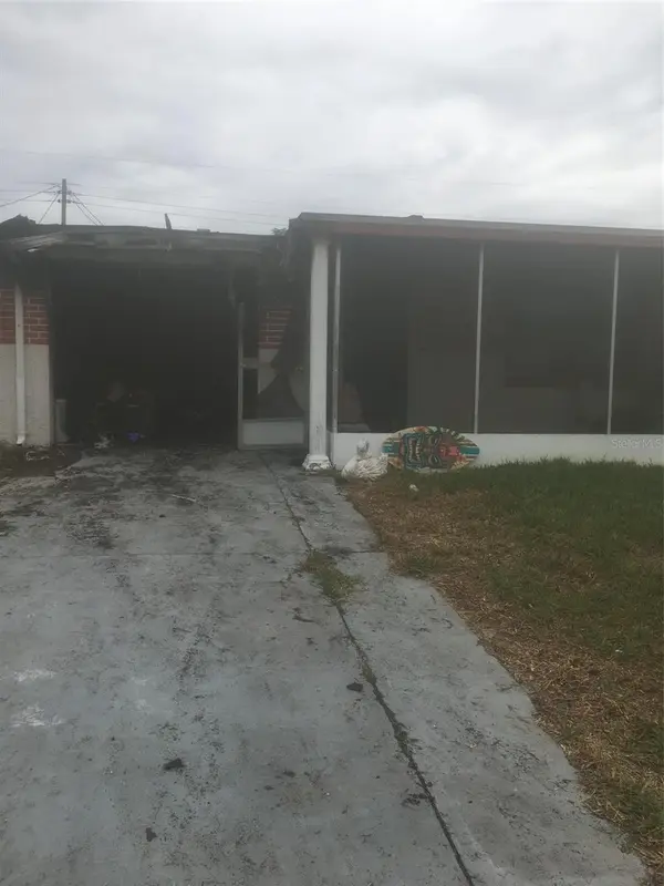 2048 MELODY DR, Holiday, FL 34691