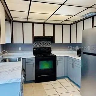 916 KNIGHT ST, Seffner, FL 33584