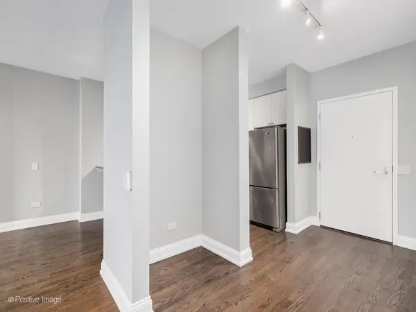330 N Jefferson ST #402, Chicago, IL 60661