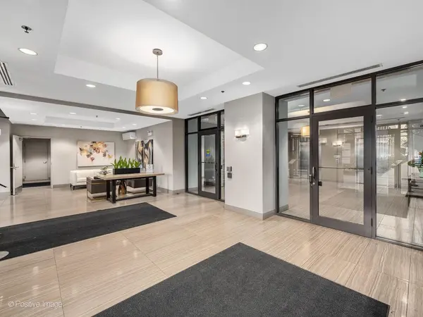 330 N Jefferson ST #402, Chicago, IL 60661