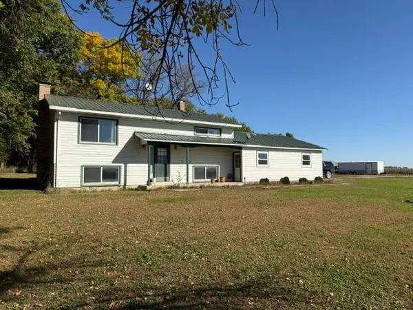 35566 720th AVE, Morton, MN 56270