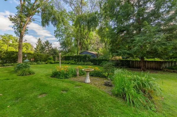713 Highland AVE, Northfield, MN 55057