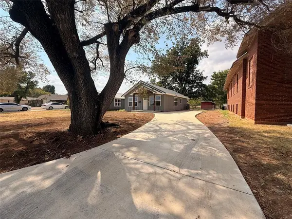 706 S Sheppard ST, Chickasha, OK 73018