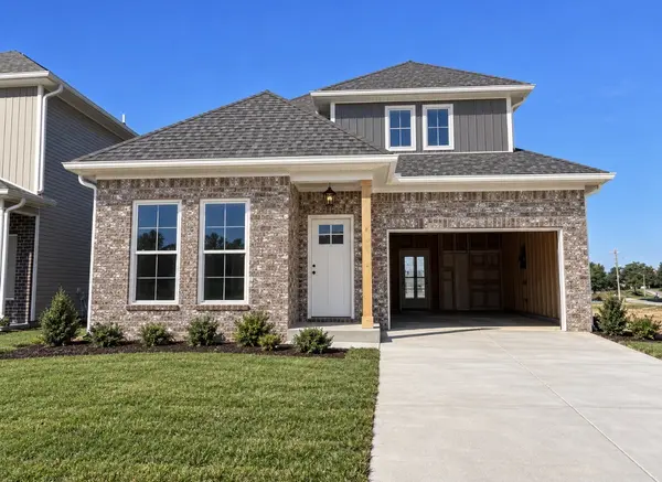 207 Augusta Way, Burns, TN 37029
