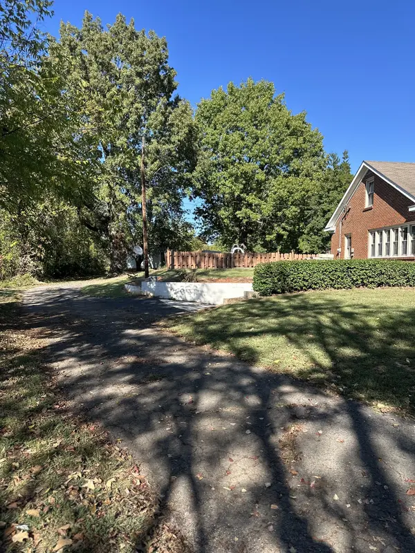 1893 Beersheba Hwy, Mcminnville, TN 37110