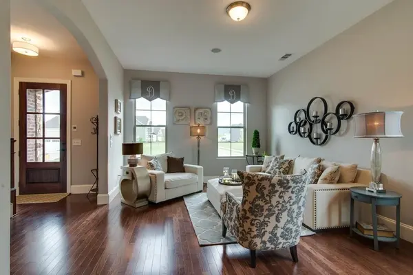 100 Lula Ln, Kingston Springs, TN 37082