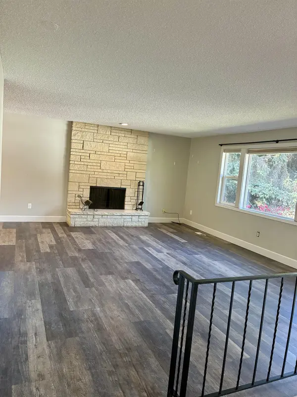 11928 N Whitehouse St, Spokane, WA 99218