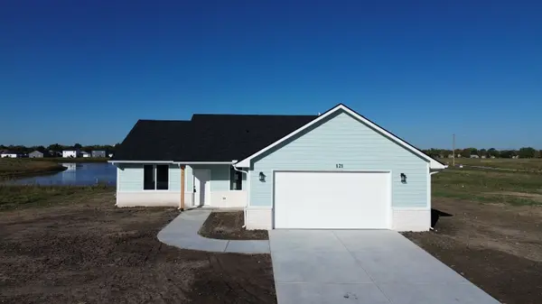 121 S Midway St., Valley Center, KS 67147