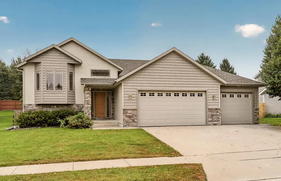 3588 Hart LN SW, Rochester, MN 55902