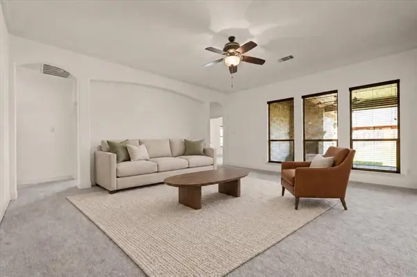537 Zachary Drive, Weatherford, TX 76087
