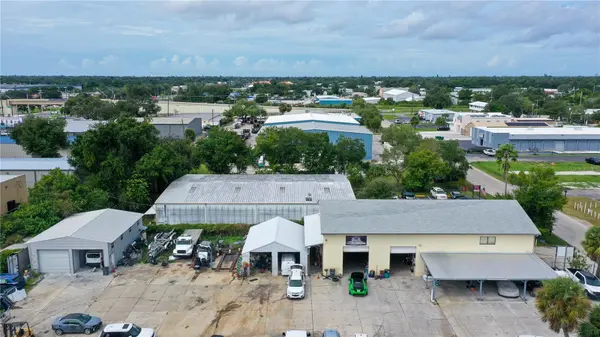 4576 SAMUEL ST, Sarasota, FL 34233