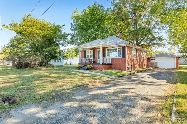 207 Olive, Brighton, IL 62012