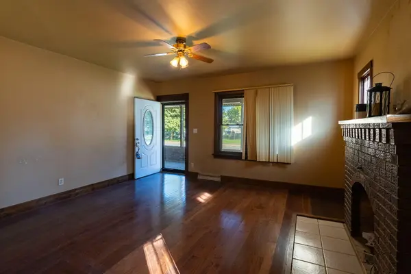 401 W Talmer AVE, North Judson, IN 46366