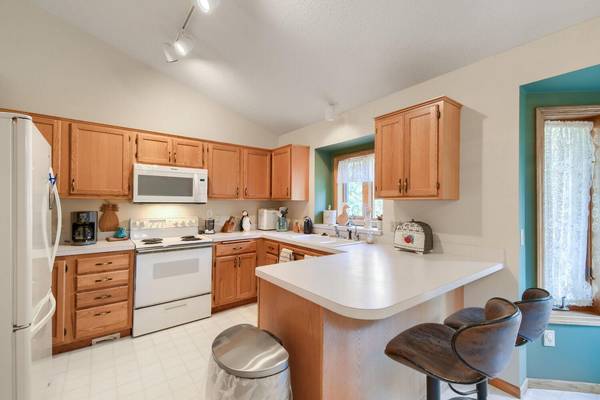 4670 Manor DR, Eagan, MN 55123