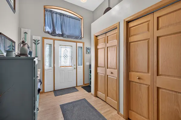 24358 Riverbank LN NW, Saint Francis, MN 55040