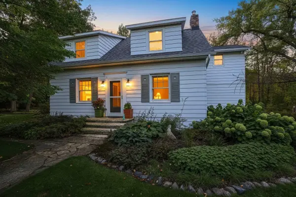 4569 EDGEWATER BEACH RD, Green Bay, WI 54311-9736