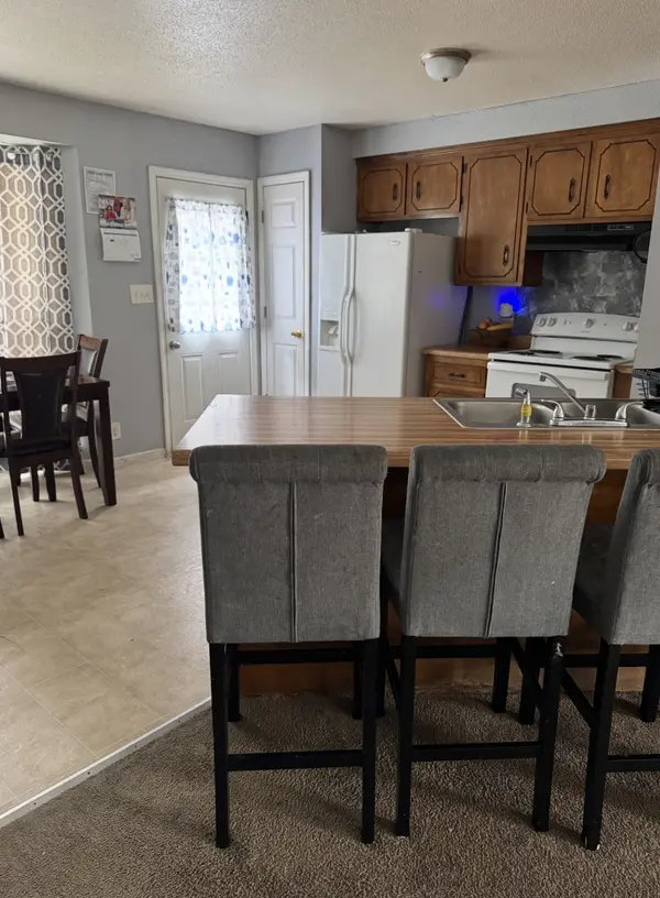 214 Sherwood Hills Dr, Clarksville, TN 37042
