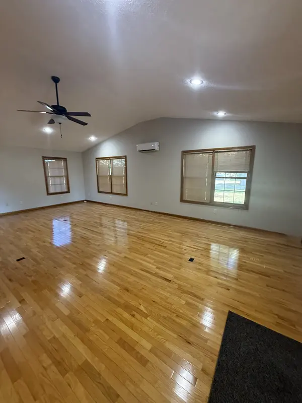3420 Brady Ln, Hopkinsville, KY 42240