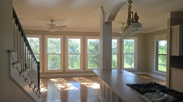 354 Fairway Dr, Clarksville, TN 37043