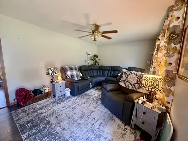 104 Burrum Dr, Shelbyville, TN 37160